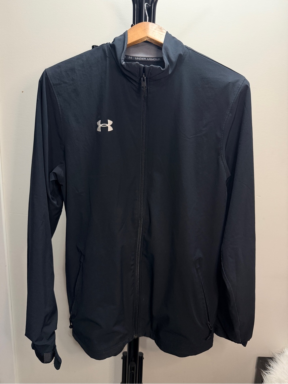 Under Armour Black Men's Lightweight Full-Zip Performance Jacket Size SM
